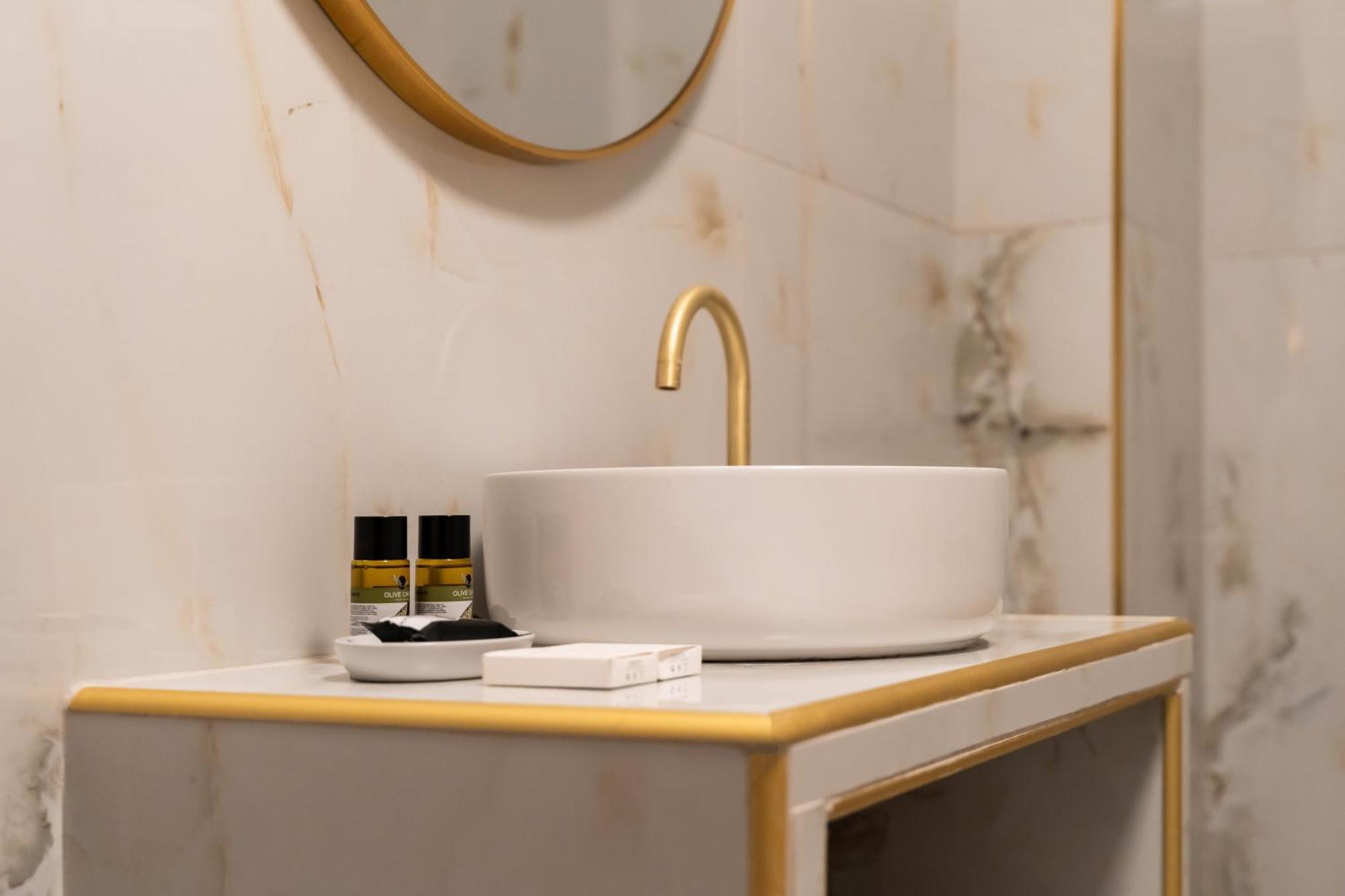 Rovertou Galli 3-5 By Concept Residences Apartment